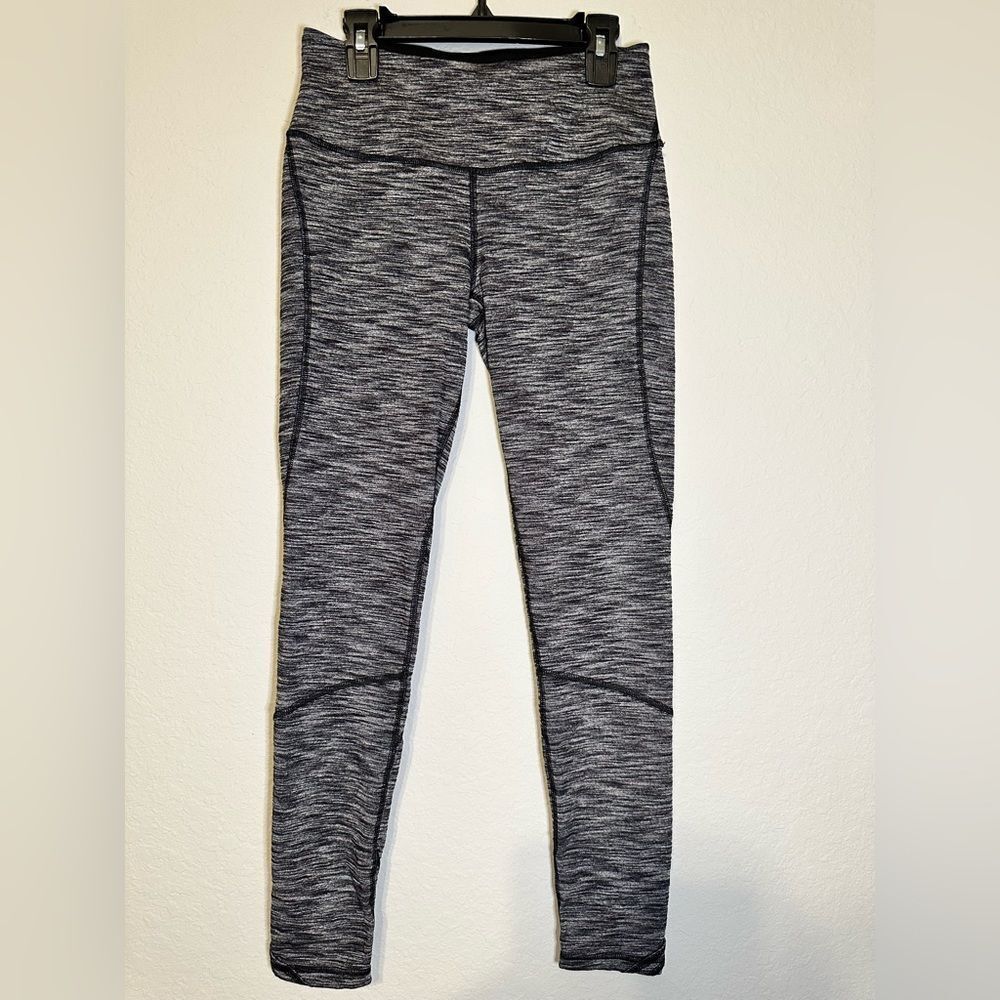 VICTORIA SPORT (S) Knock-out grey/black legging EUC - Picture 2 of 4